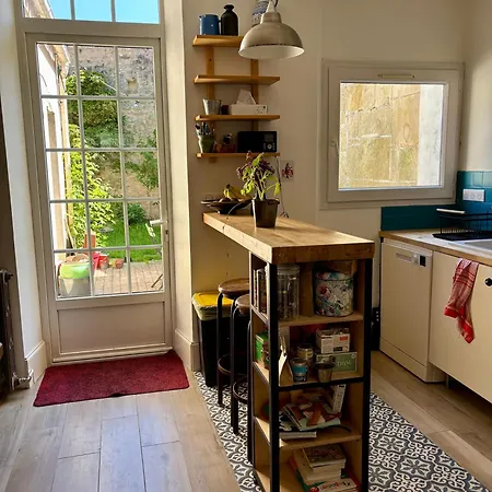 Vakantiehuis Maison Familiale En Centre-ville Rochefort (Charente-Maritime)