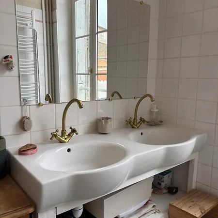 別荘 Maison Familiale En Centre-ville ロシュフォール